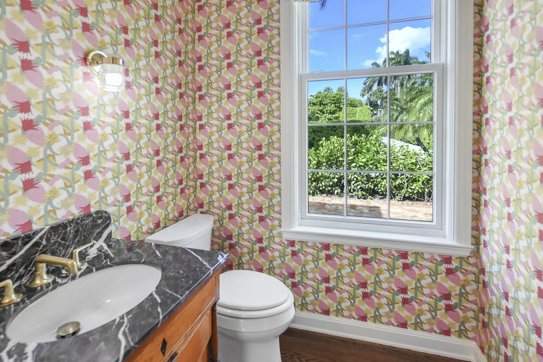 Photo of 250 Algoma Road