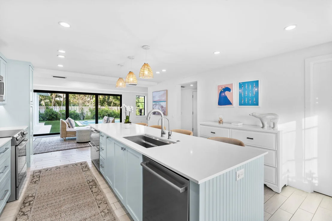 Photo of 226 Cove Place