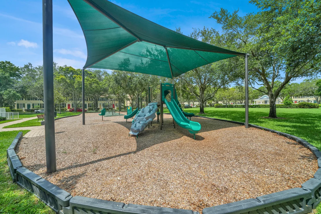 Photo of 516 Sweet Bay Circle