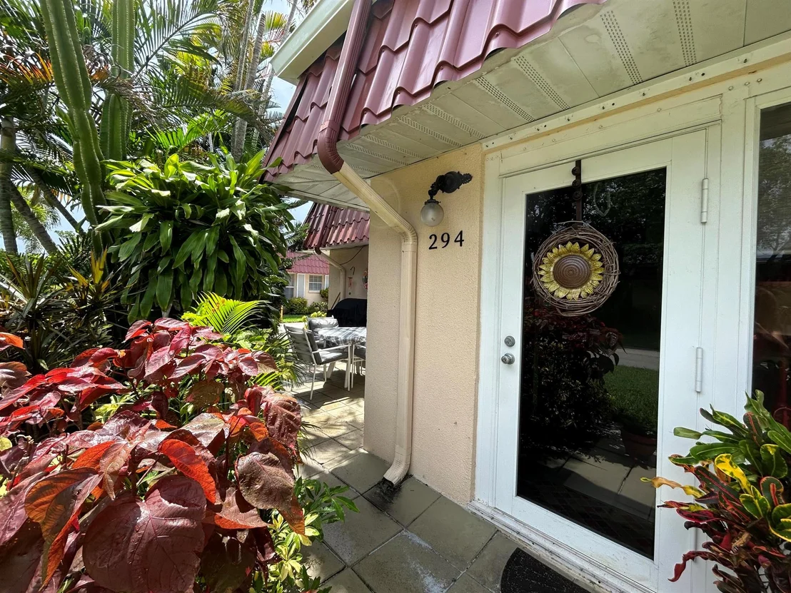 Photo of 294 Cape Cod Circle