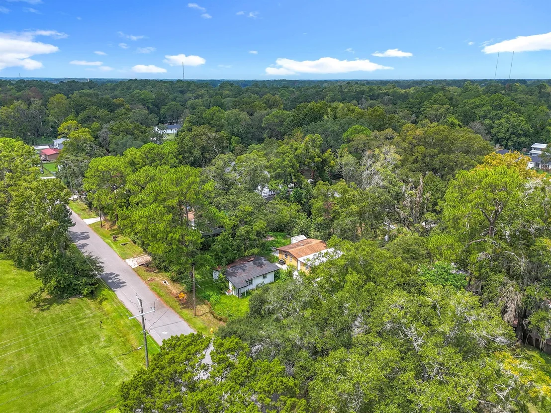 Photo of 2842 Lucoma Drive