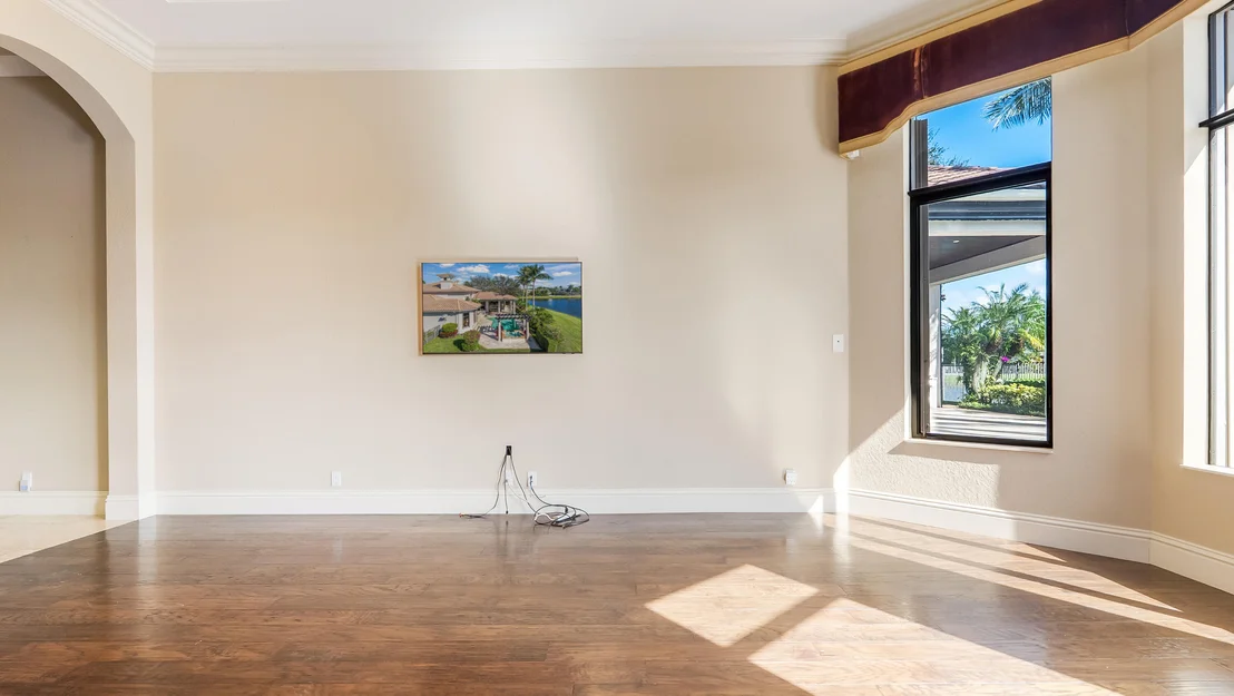 Photo of 17602 Middle Lake Drive