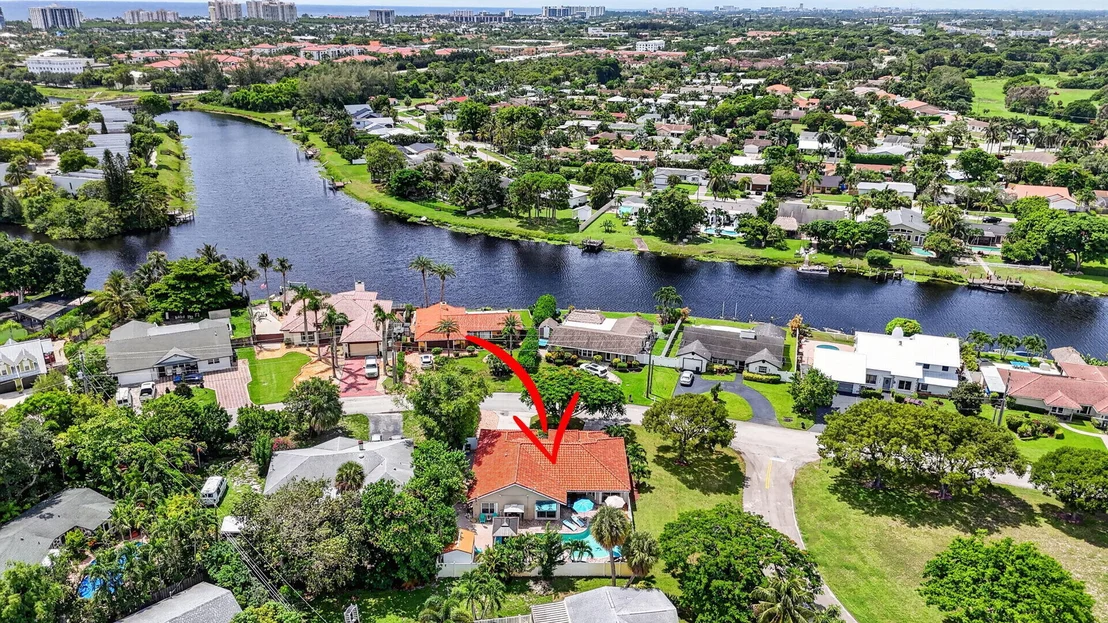 Photo of 703 AVOCET Road