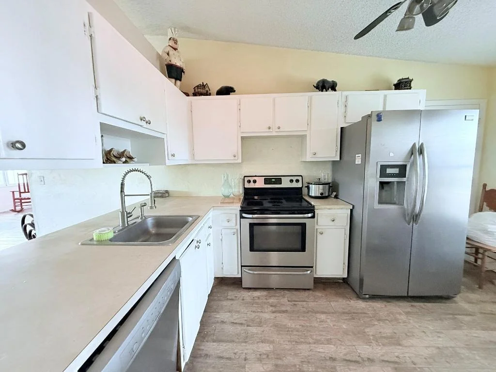Photo of 15548 Bottlebrush Circle