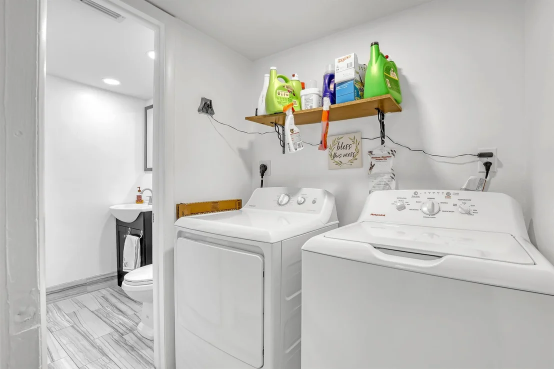 Photo of Unit B at 2197 White Pine Circle
