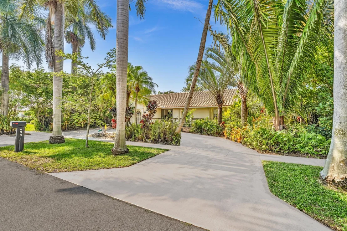 Photo of 498 Oregon Lane