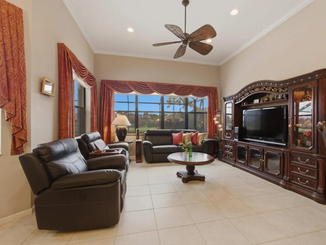 Photo of 11082 Via Siena