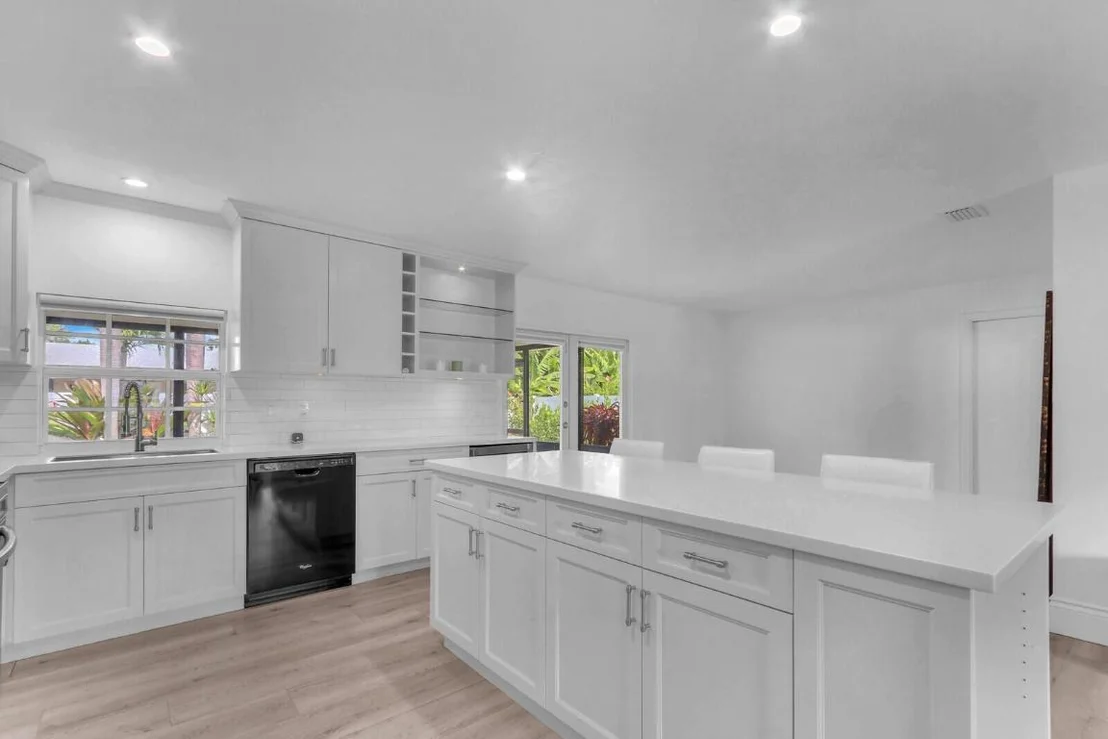 Photo of 1 Beverly Road W