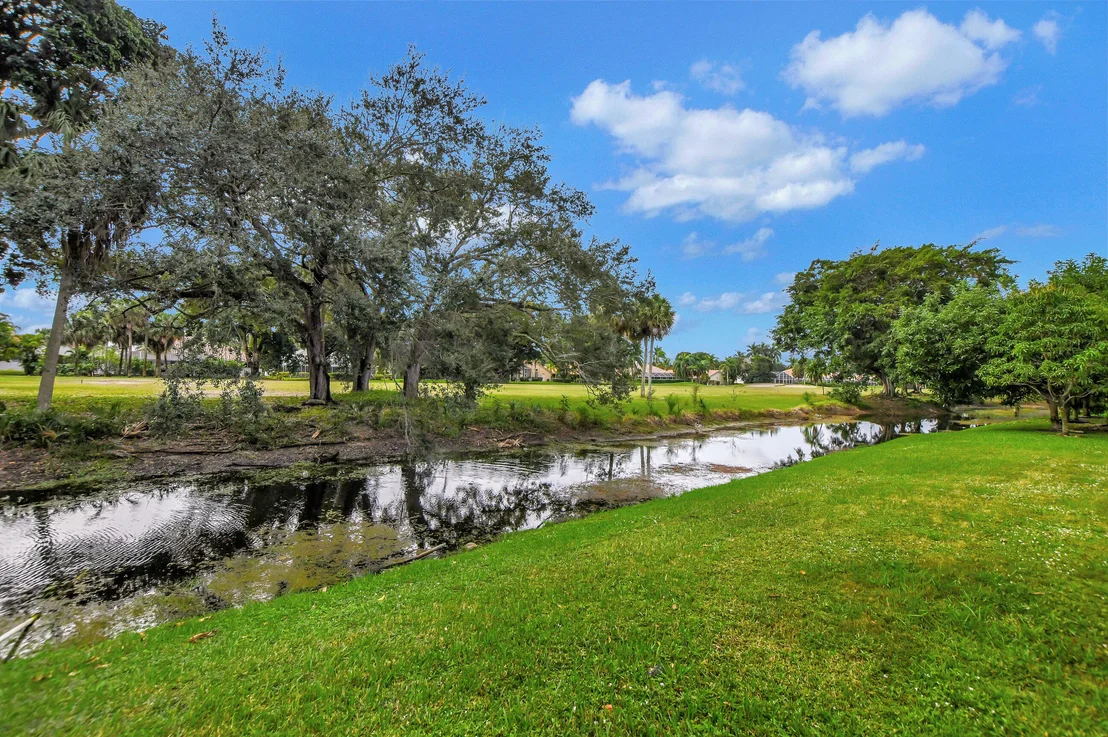 Photo of 10399 Canoe Brook Circle
