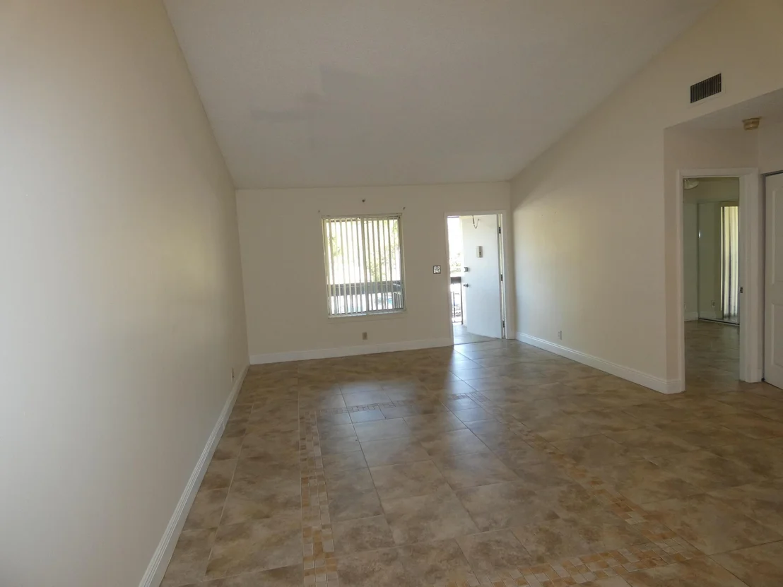 Photo of Unit E at 6495 SE Chasewood Drive