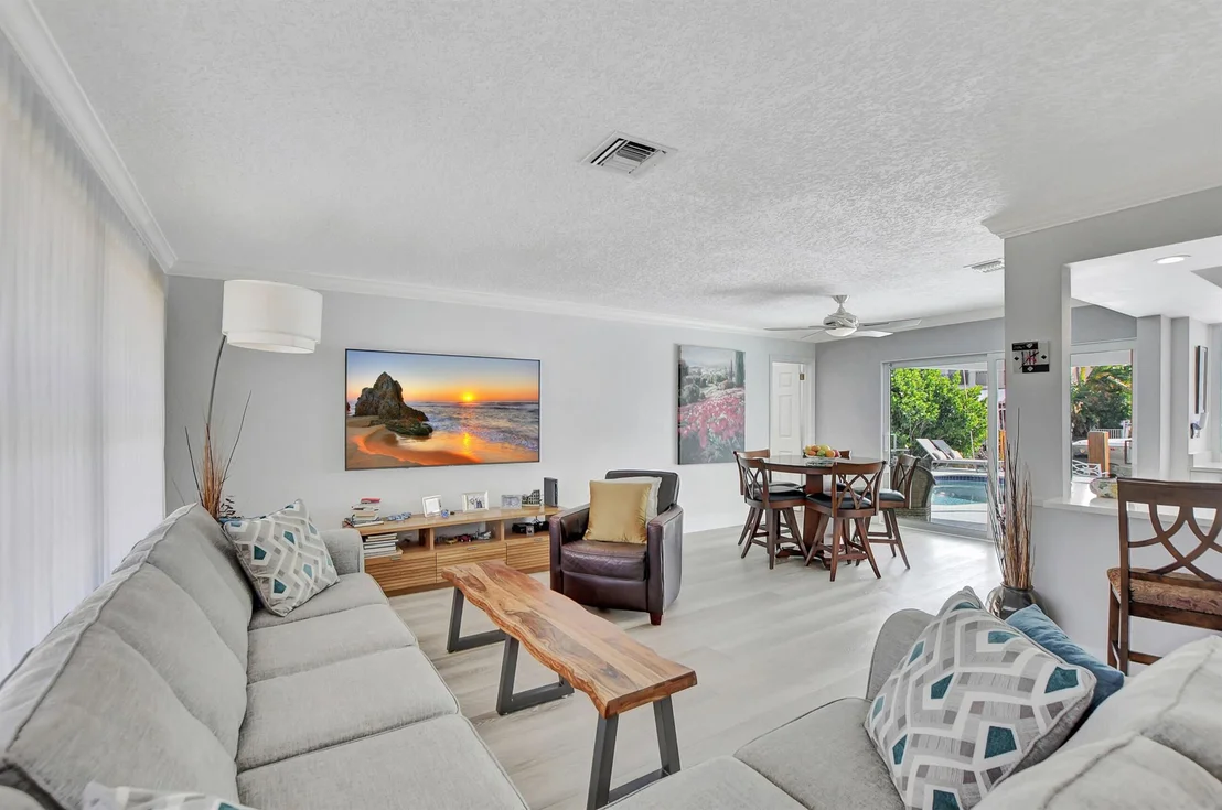 Photo of 808 Berkeley Street