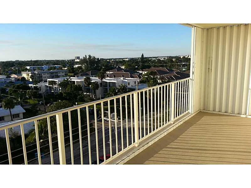 Photo of Unit 708 at 1010 S Ocean Boulevard