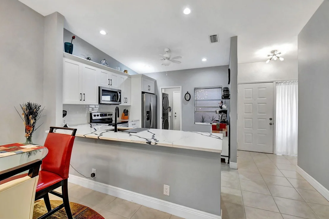 Photo of 8313 Springtree Road
