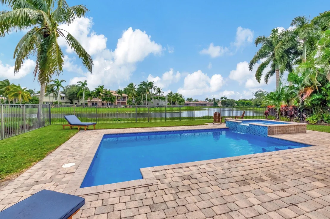 Photo of 10796 Castle Oak Drive