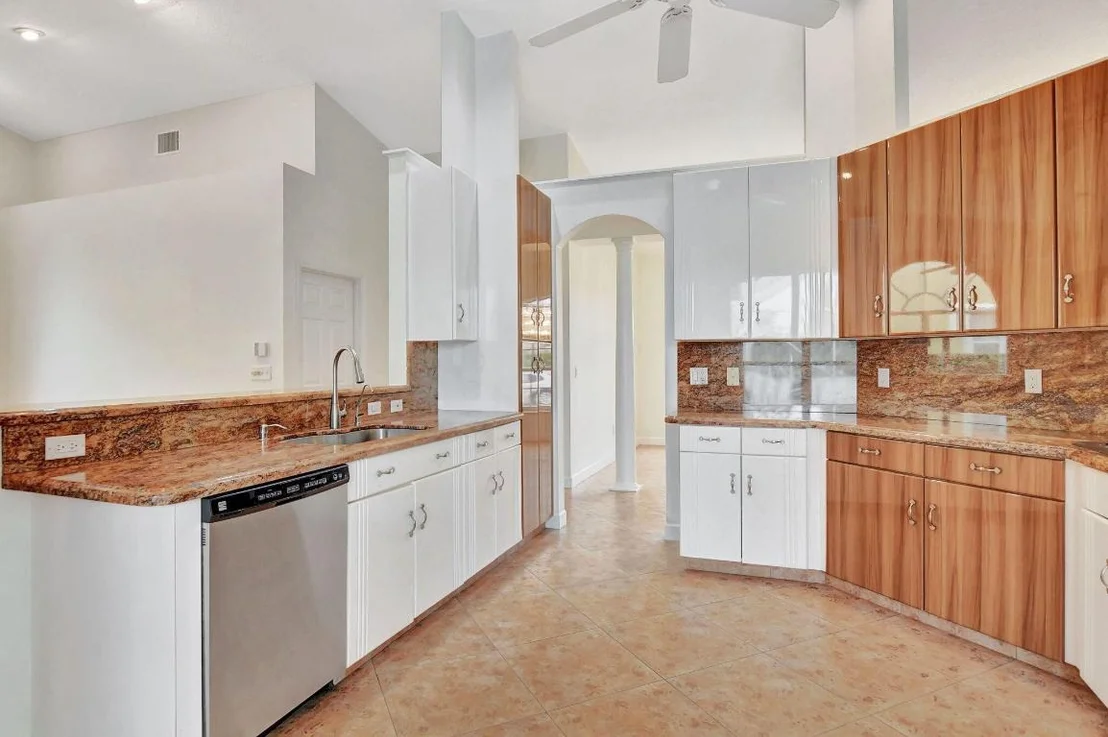 Photo of 18570 Serena Pointe Lane