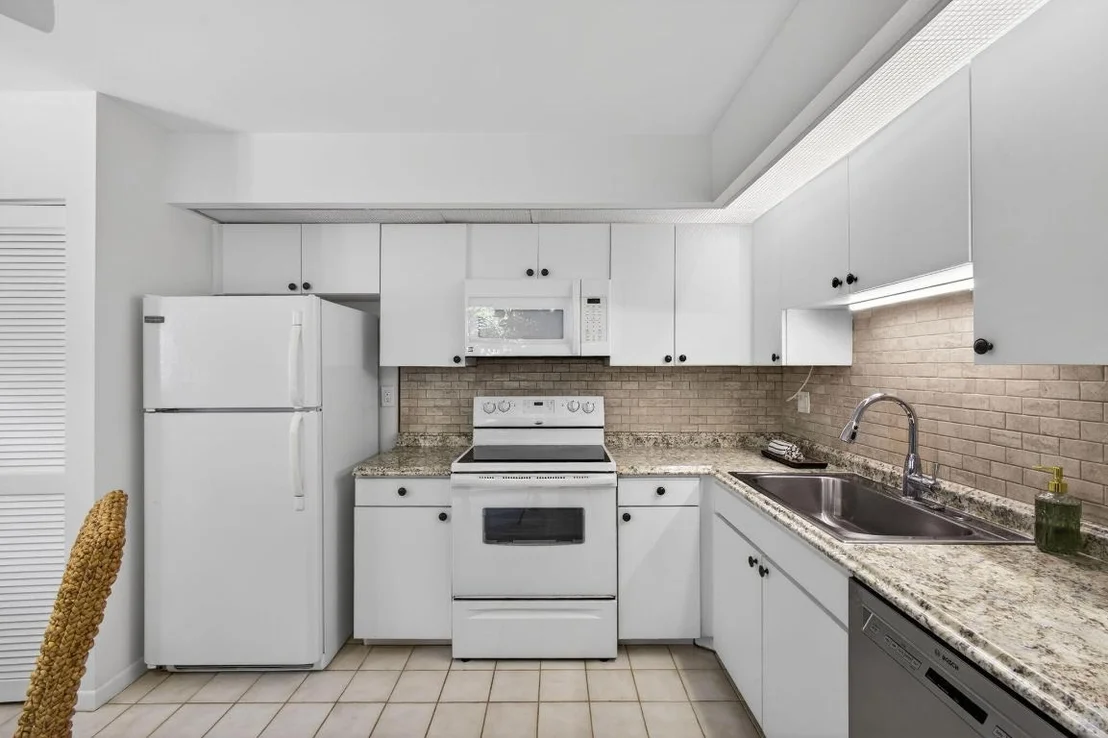 Photo of Unit 2 at 357 Prestwick Circle