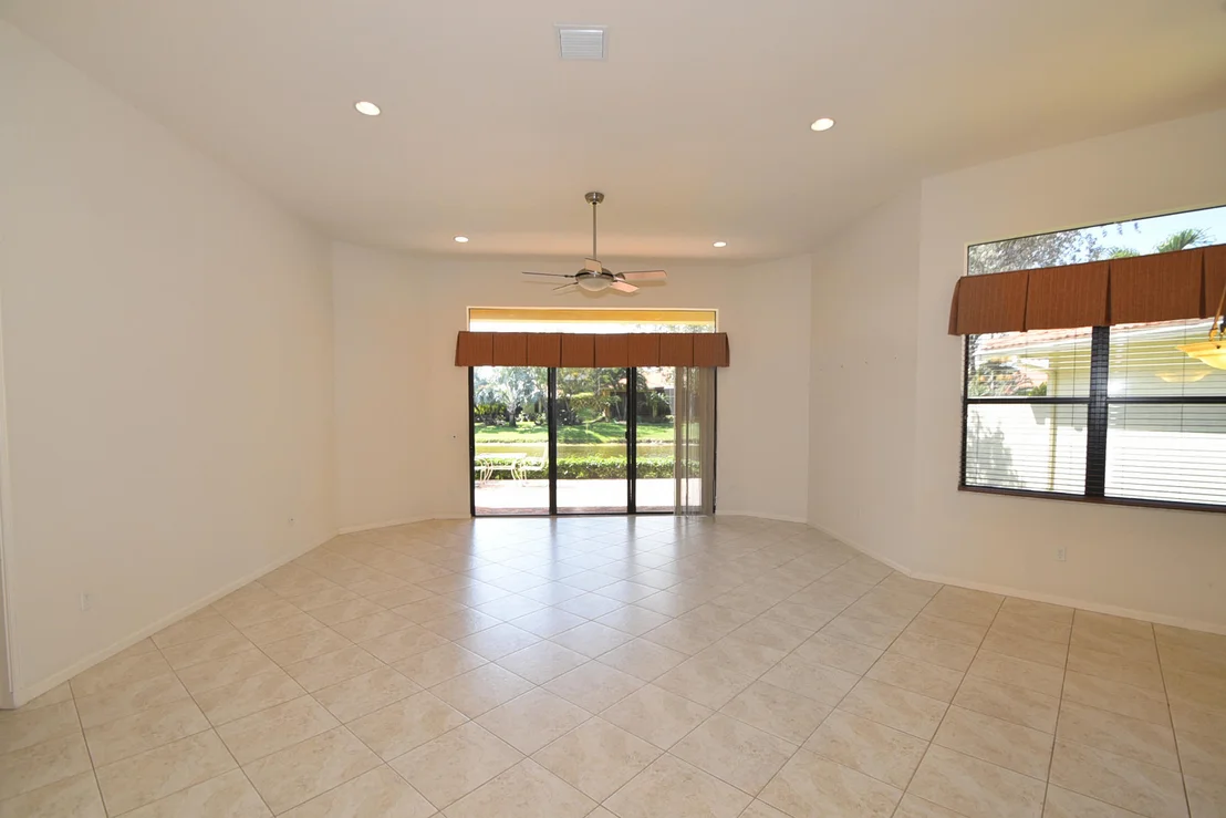 Photo of 6943 Boscanni Drive