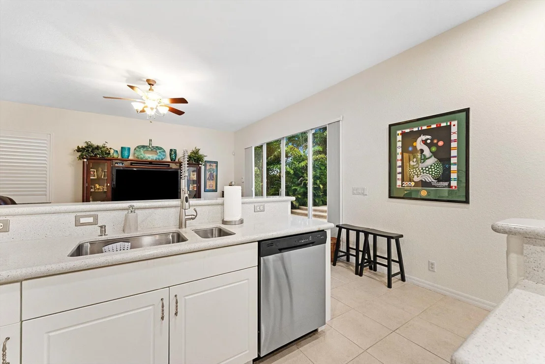 Photo of 1282 Beacon Circle