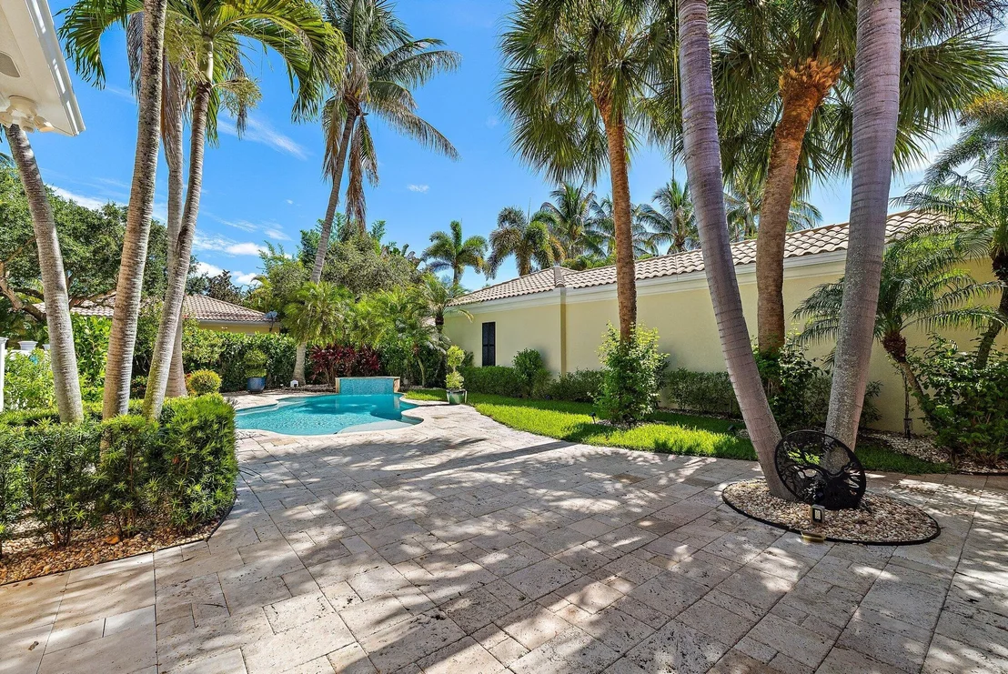 Photo of 153 Savona Drive