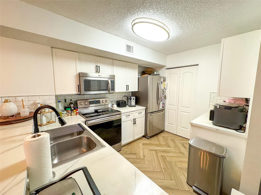 Photo of Unit 2113 at 3830 Lyons Road