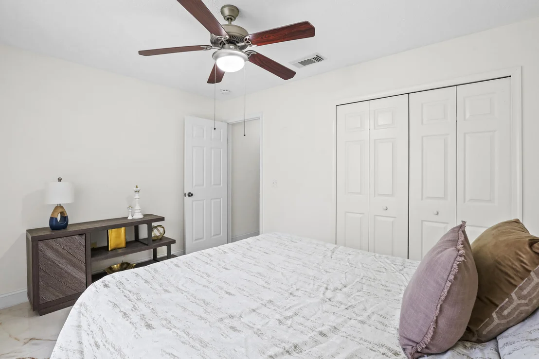 Photo of 6648 Gaviota