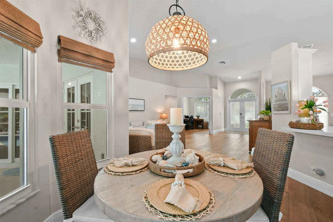 Photo of 274 Crane Point N