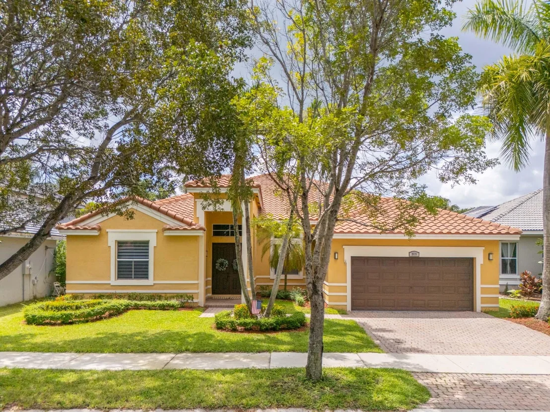 Photo of 1635 Blue Jay Circle