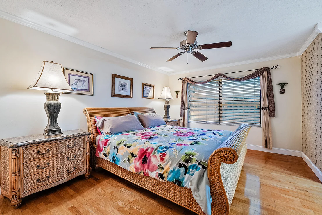 Photo of 707 Greenwood Drive