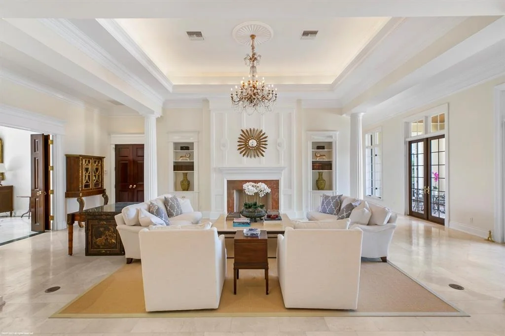 Photo of 533 White Pelican Circle