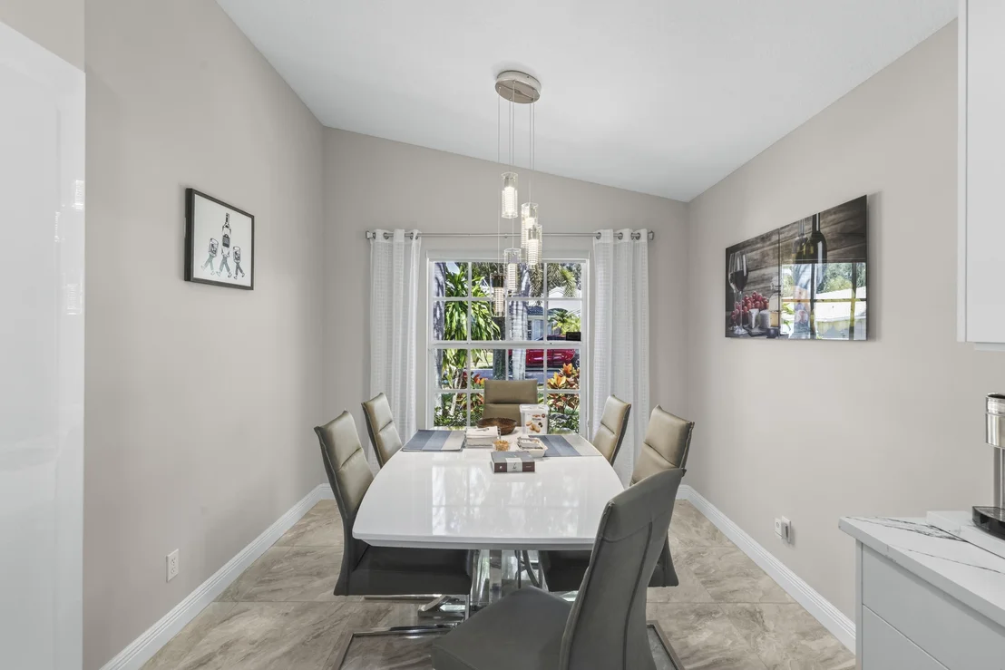Photo of 12035 Roma Road