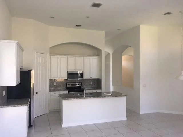 Photo of 6154 Wilbur Way