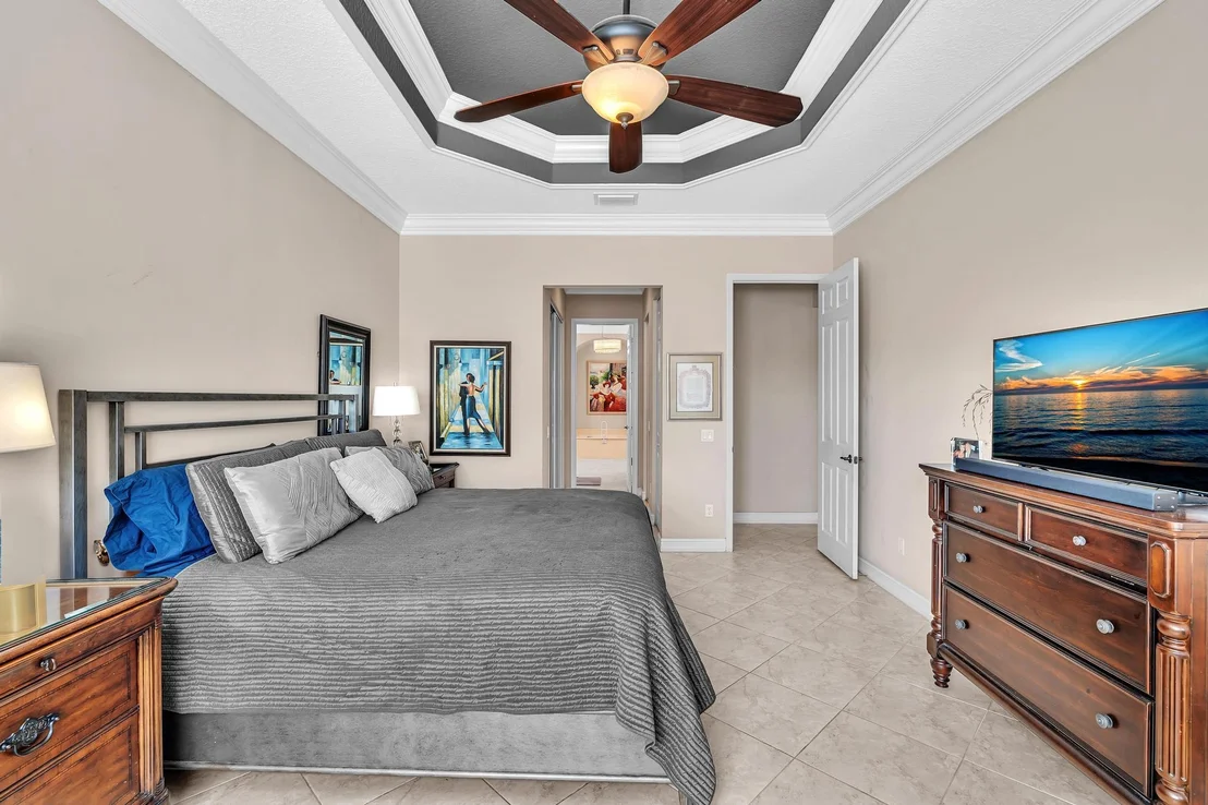 Photo of 9062 Meridian View Isle