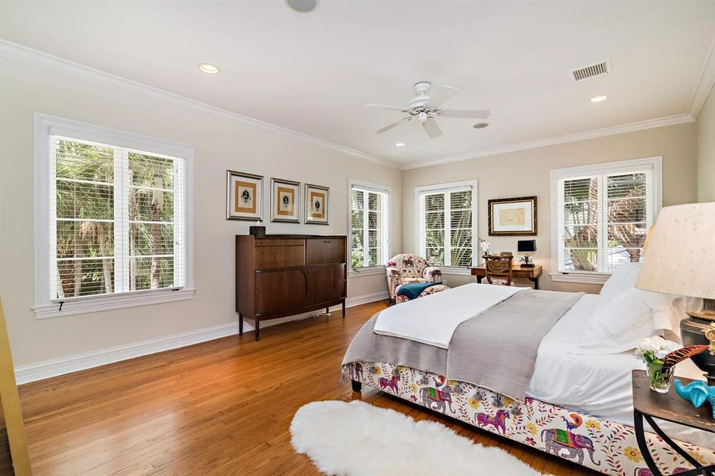 Photo of 235 Dunbar Road