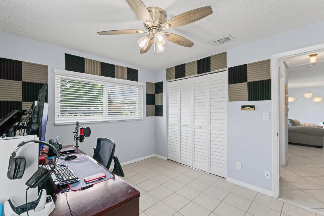 Photo of 7123 Pine Manor Drive