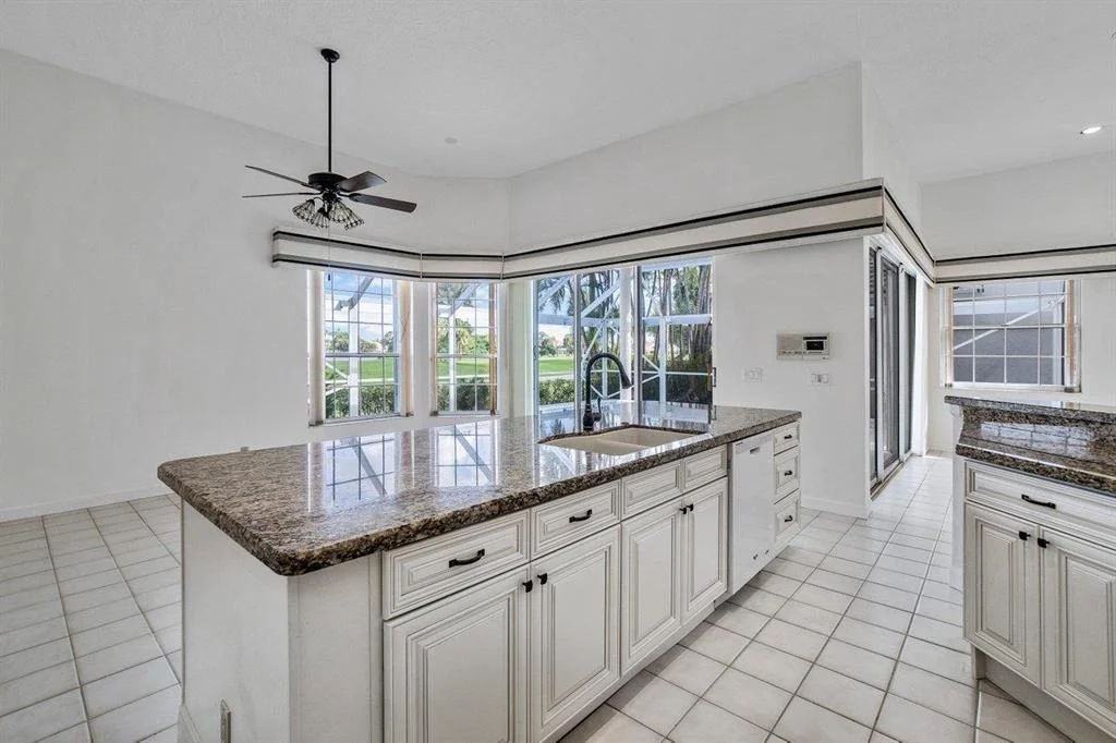 Photo of 325 Eagleton Golf Drive