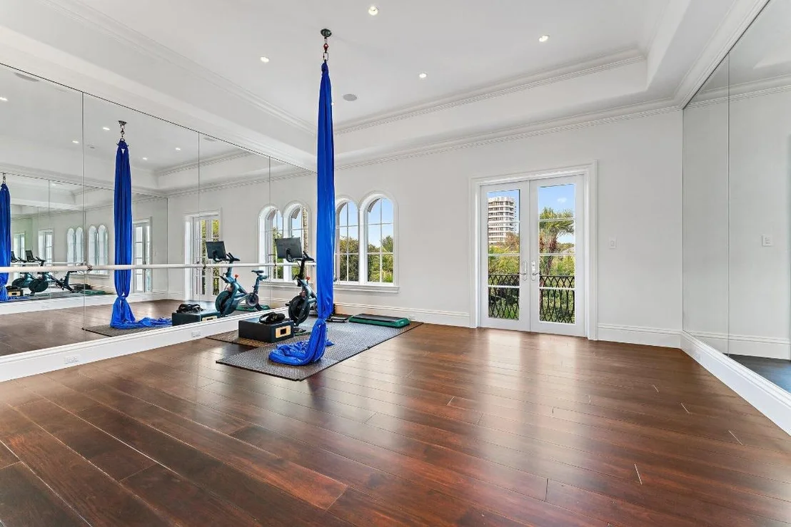 Photo of 372 Regatta Drive