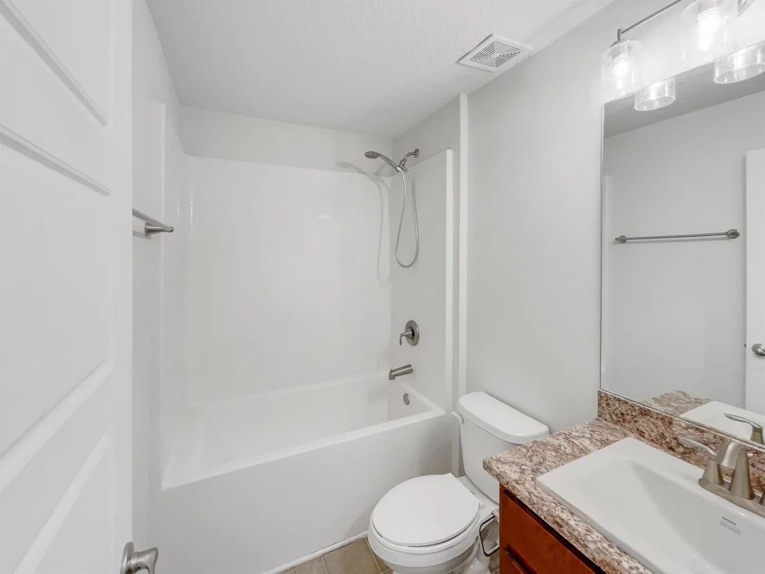 Photo of 5613 Palm Drive