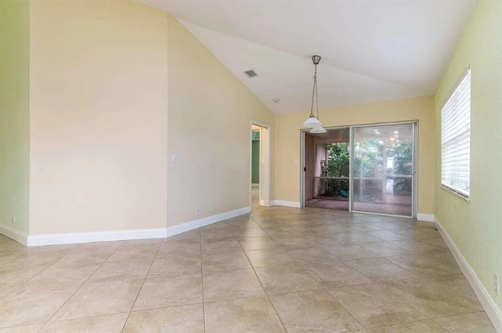 Photo of 5211 Grande Palm Circle