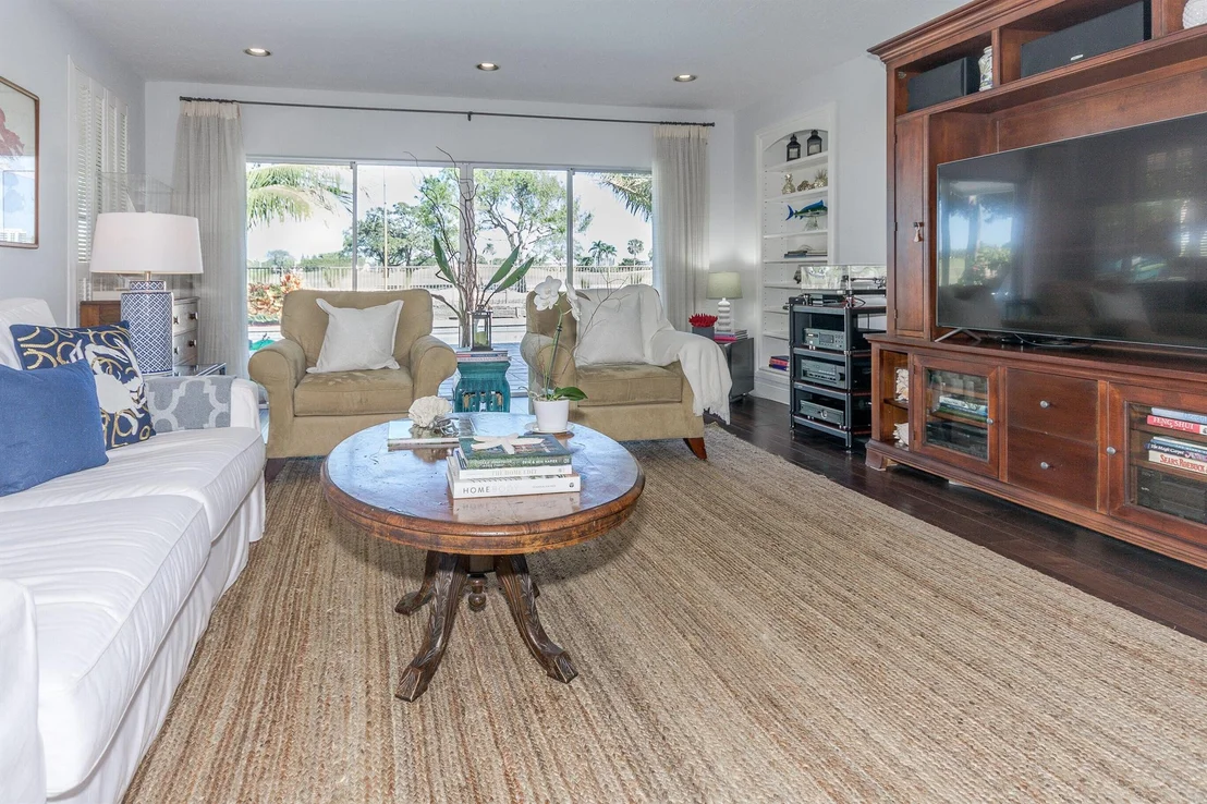 Photo of 837 Anchorage Drive