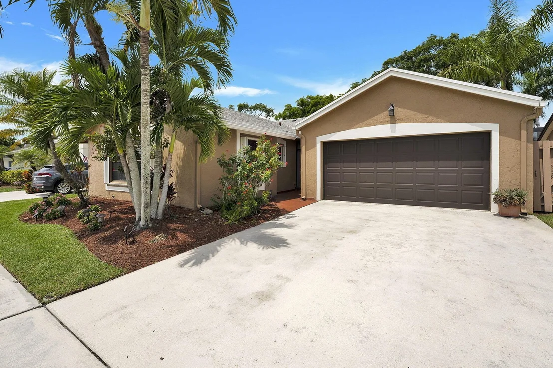 Photo of 21350 Summertrace Circle