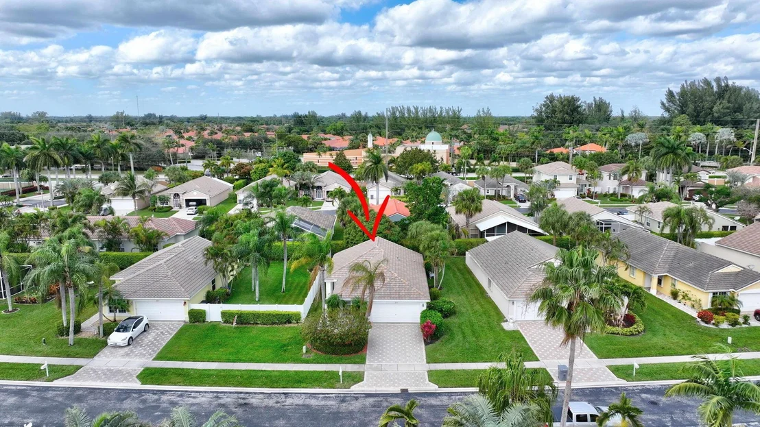 Photo of 8177 Palm Gate Drive