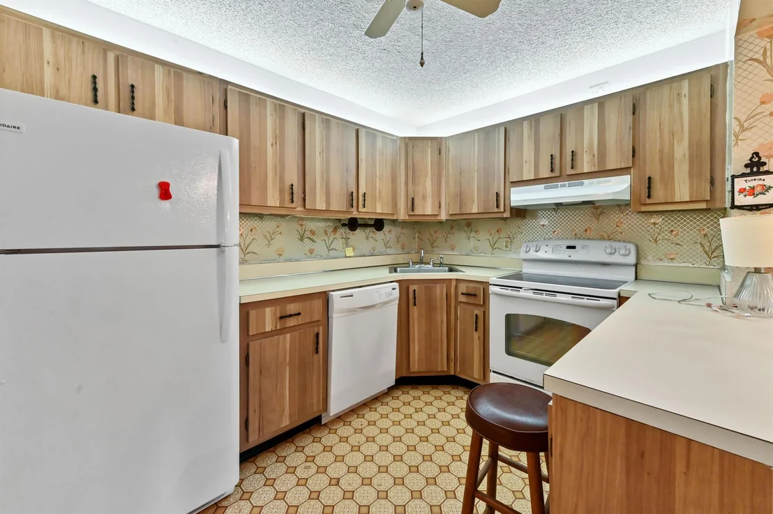 Photo of Unit C2 at 303 Pine Ridge Circle