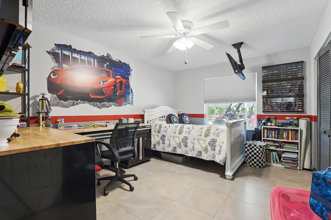 Photo of 13376 Compton Road