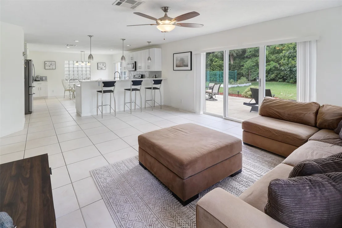 Photo of 1160 Rialto Drive