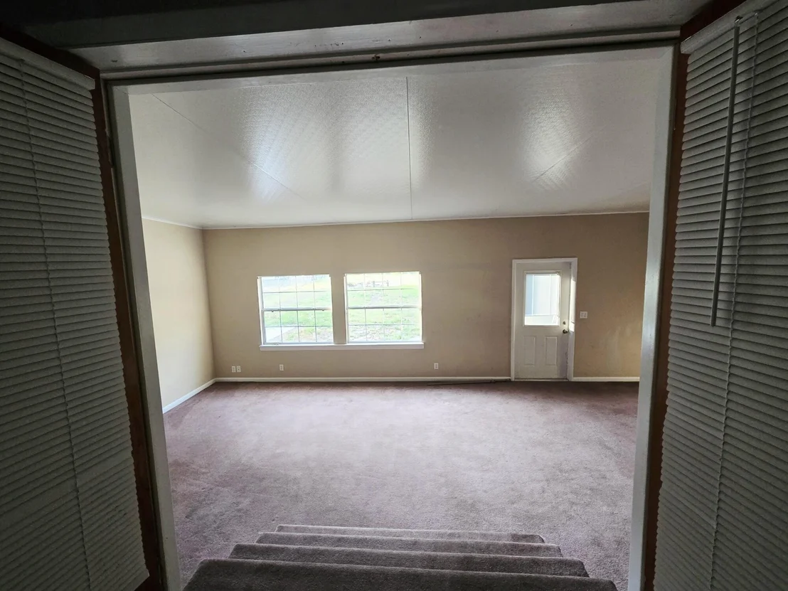 Photo of 5639 NE 4th Lane