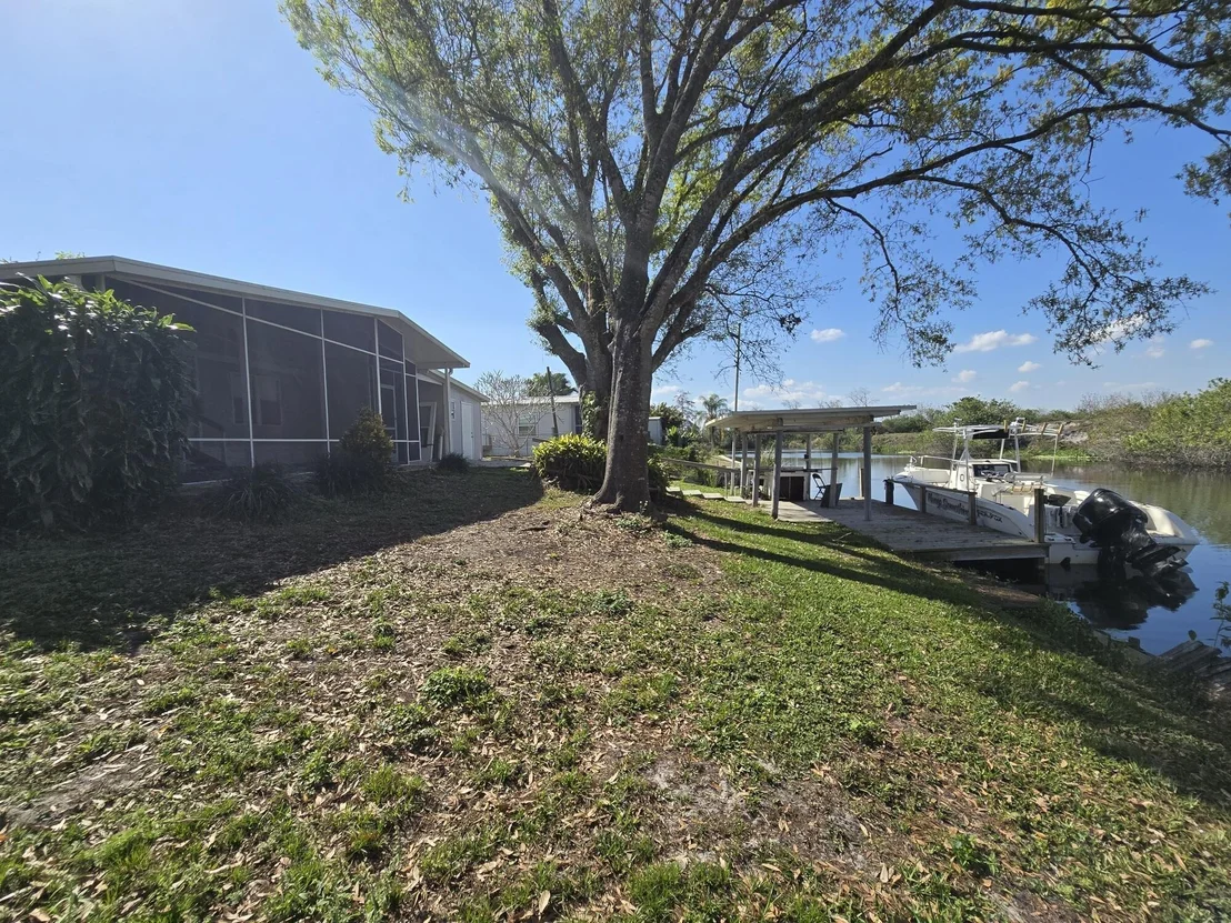 Photo of 2911 SE 18th Court