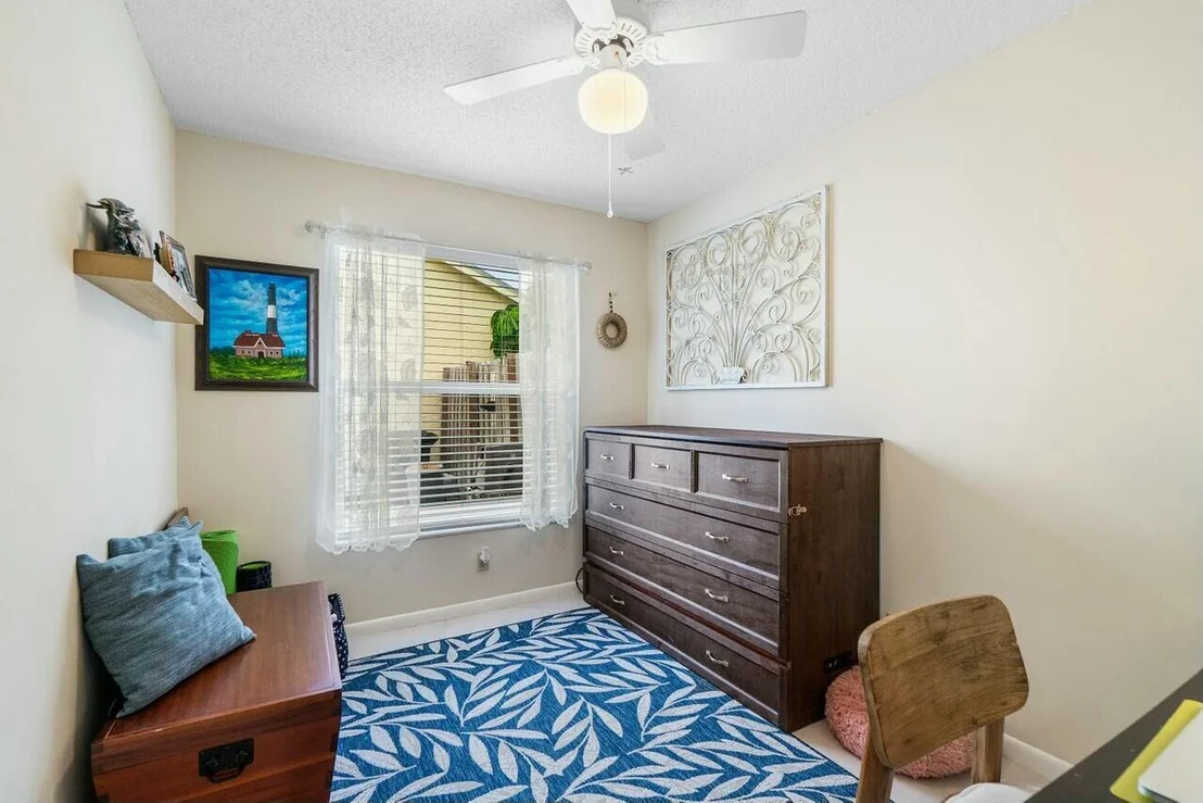 Photo of 121 Deerfield Drive