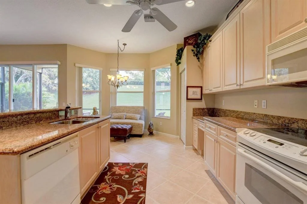 Photo of 7892 Charlemont Point