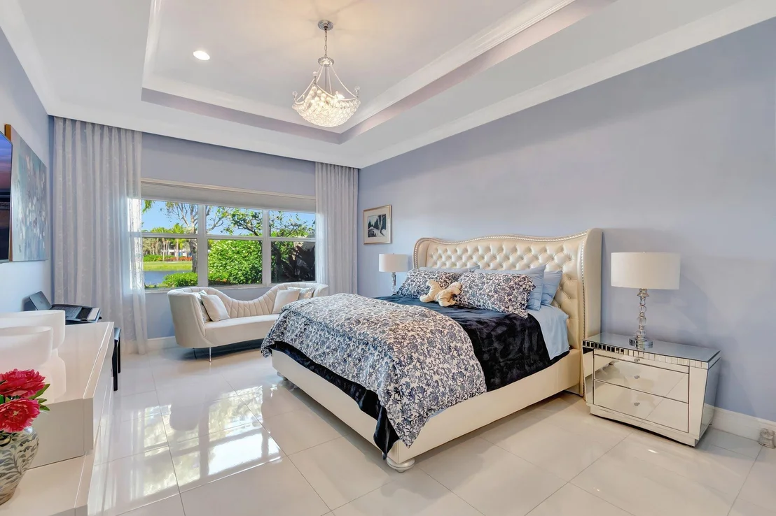 Photo of 12396 Cascade Valley Lane