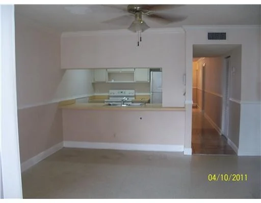 Photo of 5892 Albert Road